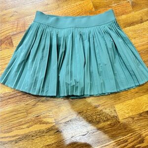 Lululemon Green Pleated Skirt